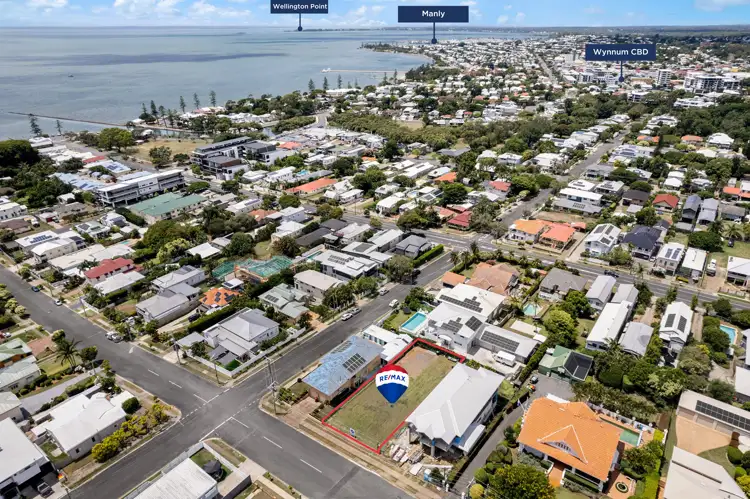 80 Alkoomie Street, Wynnum QLD 4178