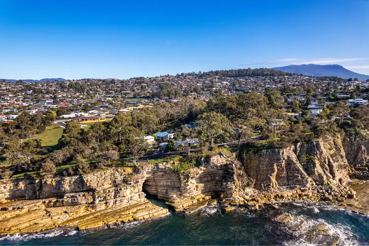 57 Talone Road, Blackmans Bay TAS 7052