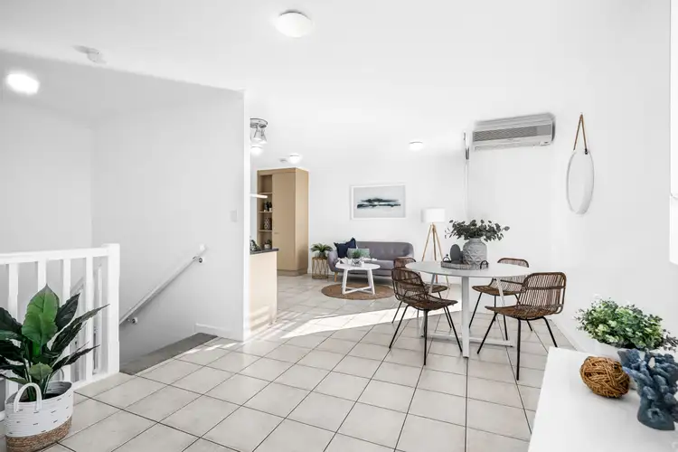 Sixth view of Homely unit listing, 14/89A Bay Terrace, Wynnum QLD 4178