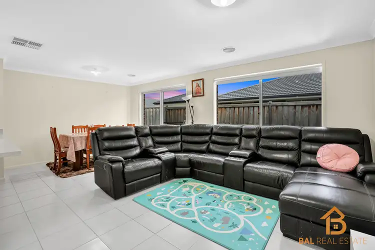 Fifth view of Homely house listing, 6 Friend Way, Tarneit VIC 3029