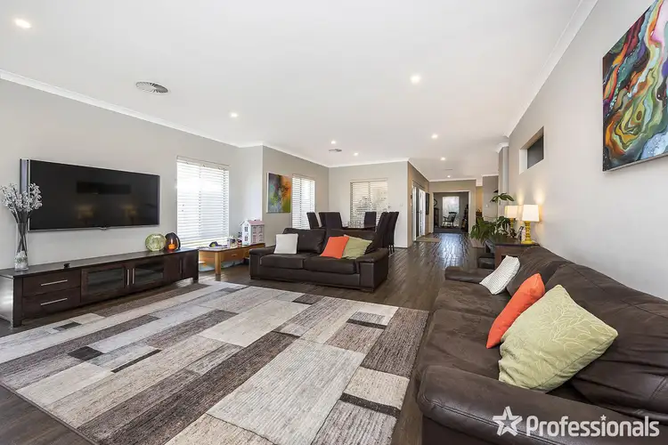 8 Godfrey Way, Byford WA 6122