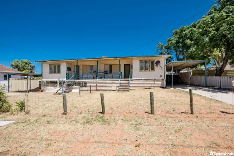 6 A&B Fern Street, Rangeway WA 6530