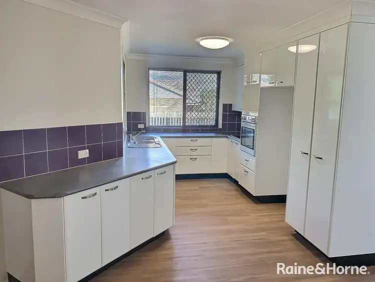 Fourth view of Homely house listing, 10 Rosslyn Close, Clinton QLD 4680