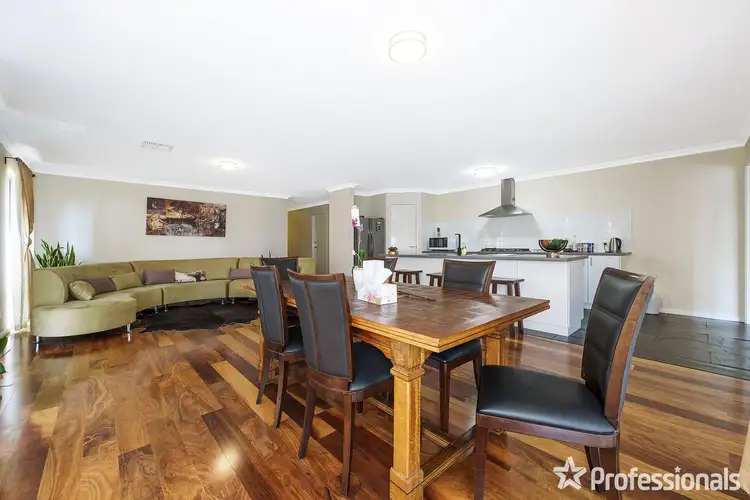15 Cowara Way, Byford WA 6122