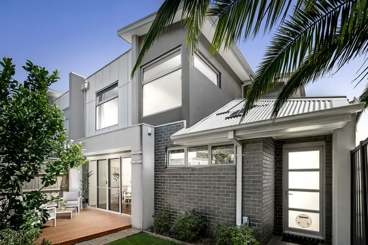 17b Schutt Street, Newport VIC 3015