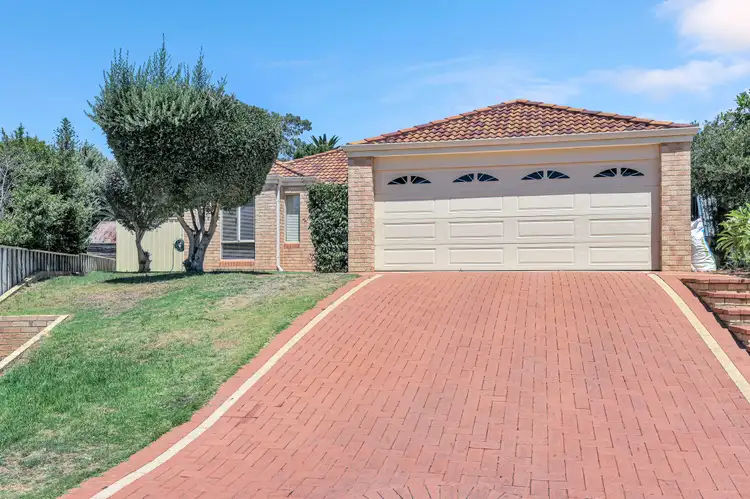 9 Horseshoe Court, Kelmscott WA 6111