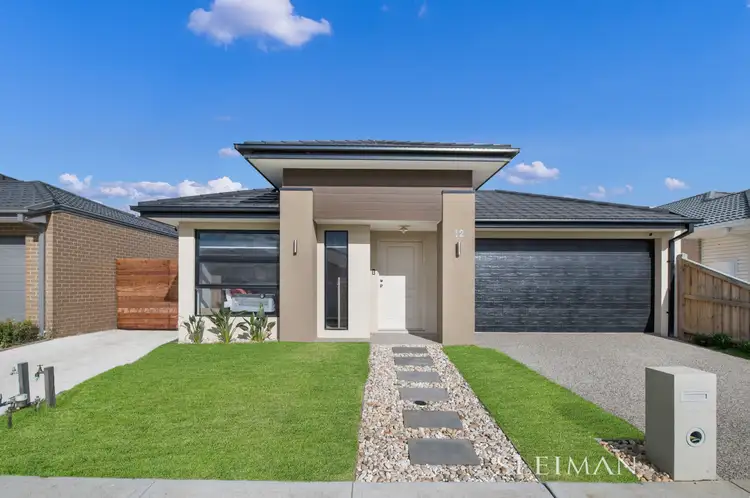 12 Ingrams Way, Mickleham VIC 3064