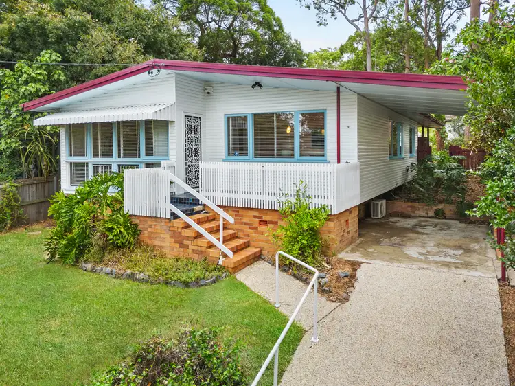 26 Amott Street, Stafford Heights QLD 4053