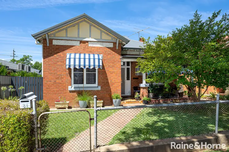 81 Best Street, Wagga Wagga NSW 2650