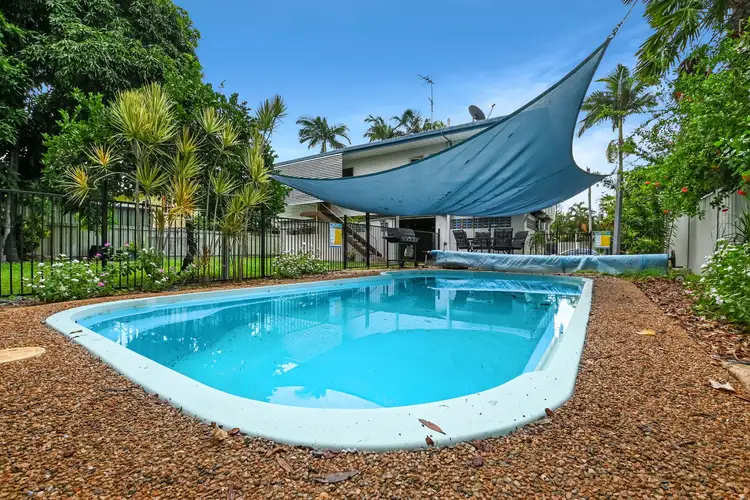 186 Charles Street, Cranbrook QLD 4814