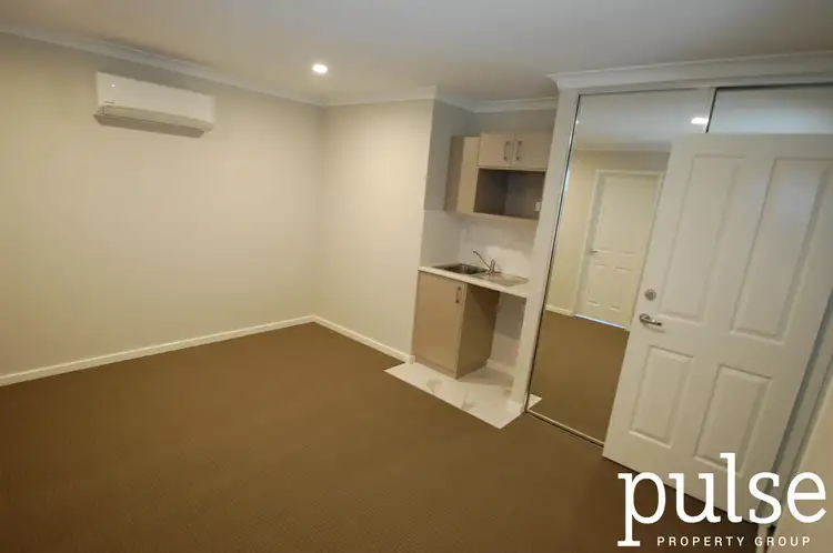Fourth view of Homely studio listing, 1/25C Davies Crescent, Kardinya WA 6163