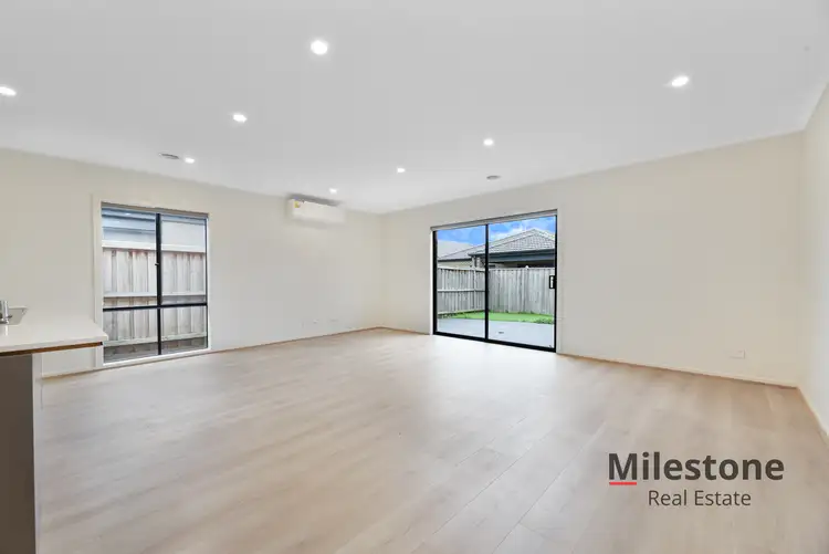 Fifth view of Homely house listing, 43 KERNOT PARADE, Clyde VIC 3978