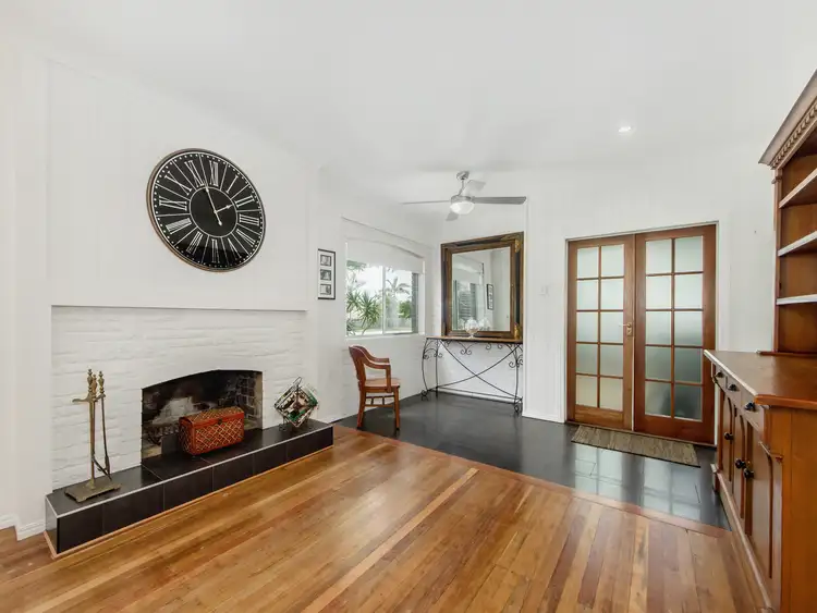 Main view of Homely house listing, 400 Bayview Street, Paradise Point QLD 4216