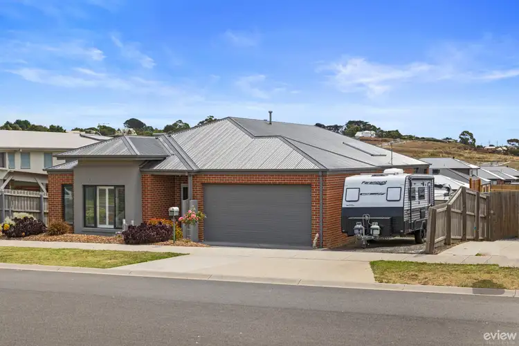 3 Kyema Crescent, San Remo VIC 3925