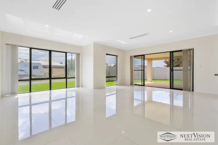 Seventh view of Homely house listing, 11 Oakridge Meander, Success WA 6164