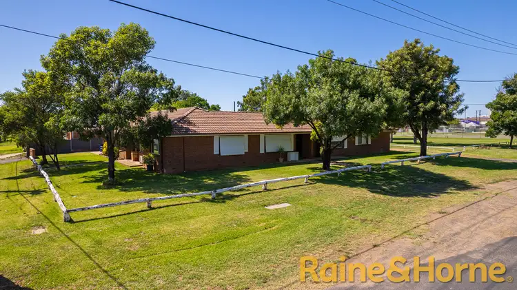 Main view of Homely block of units listing, 74 Brisbane Street, Dubbo NSW 2830
