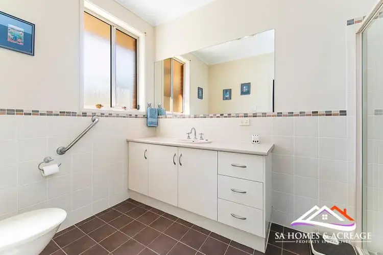 Fifth view of Homely house listing, 9 Reg Smith Crescent, Williamstown SA 5351