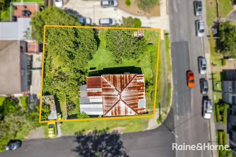 1 Bent Street, Gosford NSW 2250