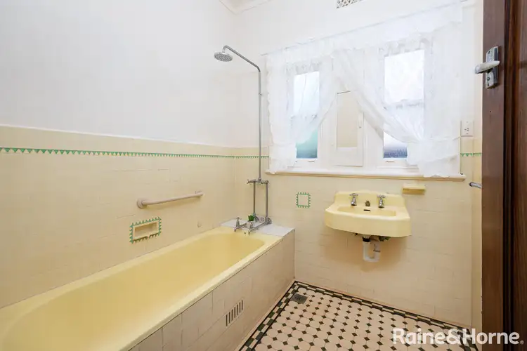 Sixth view of Homely house listing, 28 Trevor Street, Turvey Park NSW 2650