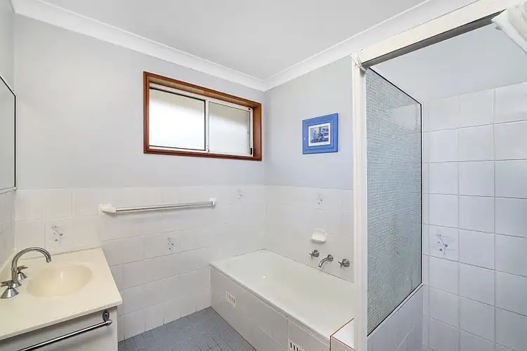 Fifth view of Homely house listing, 2/49 Flathead Road, Ettalong Beach NSW 2257