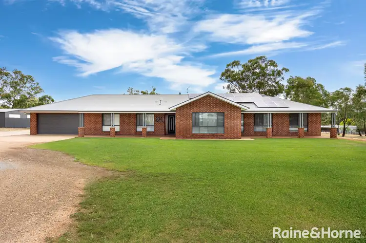 104 Iverach Street, Coolamon NSW 2701