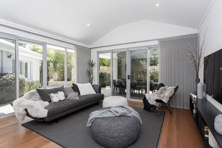 69 High Street, Sorrento WA 6020