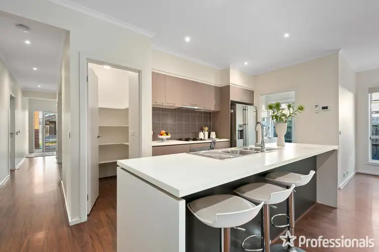 Sixth view of Homely house listing, 90 Duncombe Park Way, Deer Park VIC 3023