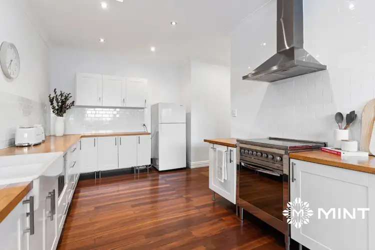 Sixth view of Homely house listing, 100 Cleopatra Street, Palmyra WA 6157