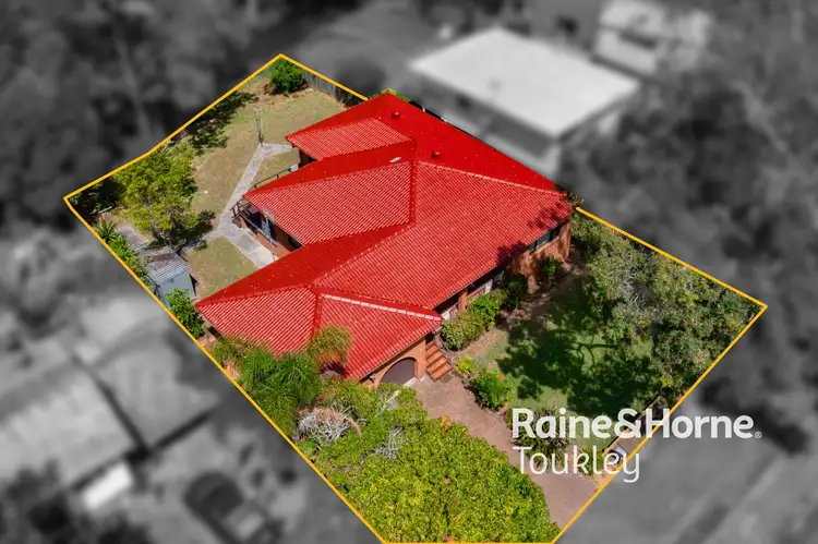 Third view of Homely house listing, 5 Malvina Parade, Gorokan NSW 2263
