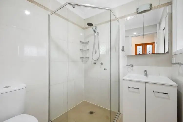 Fifth view of Homely house listing, 15 Green Lane, Bradbury NSW 2560
