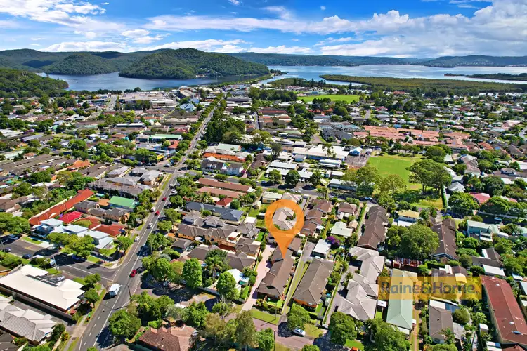 Sixth view of Homely villa listing, 2/11 Farnell Road, Woy Woy NSW 2256