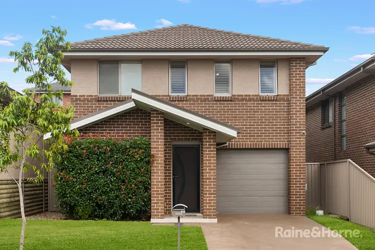 7 Almorah Street, Glenfield NSW 2167