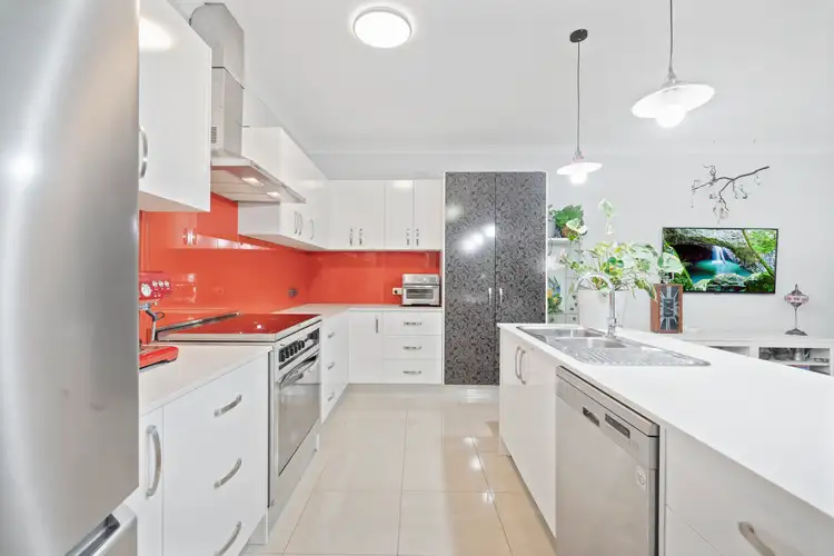 Fifth view of Homely house listing, 18 Binya Street, Holland Park QLD 4121