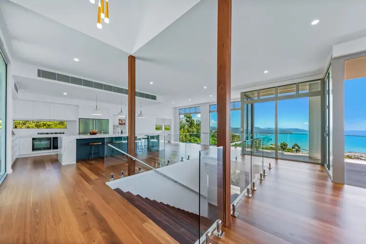 46 Mount Whitsunday Drive, Airlie Beach QLD 4802