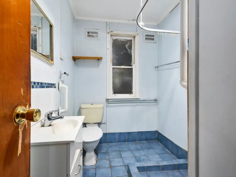 Fifth view of Homely house listing, 6 Rotorua Street, Lethbridge Park NSW 2770