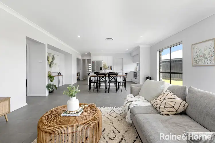 Fifth view of Homely house listing, 2 Grenache Crescent, Cliftleigh NSW 2321