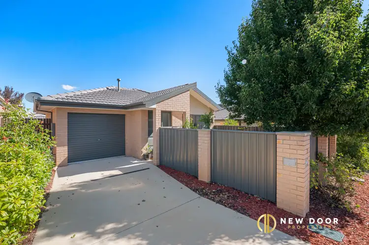 17 Audrey Cahn Street, Macgregor ACT 2615