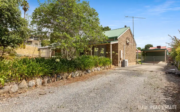 17 Matthews Street, Encounter Bay SA 5211