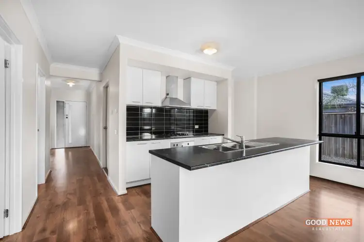 Fifth view of Homely house listing, 2 Shaheen Court, Harkness VIC 3337