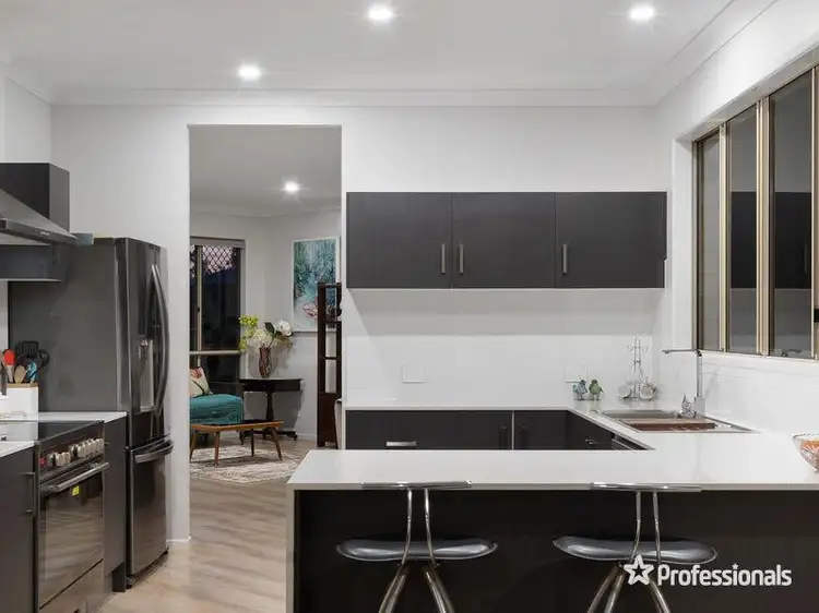 1-3 Mimosa Court, Woodhill QLD 4285