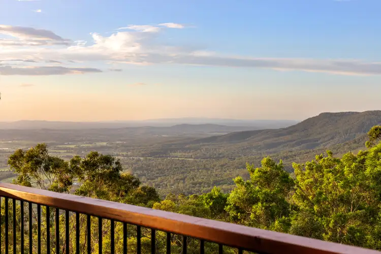 1-7 Lahey Lookout Road, Tamborine Mountain QLD 4272