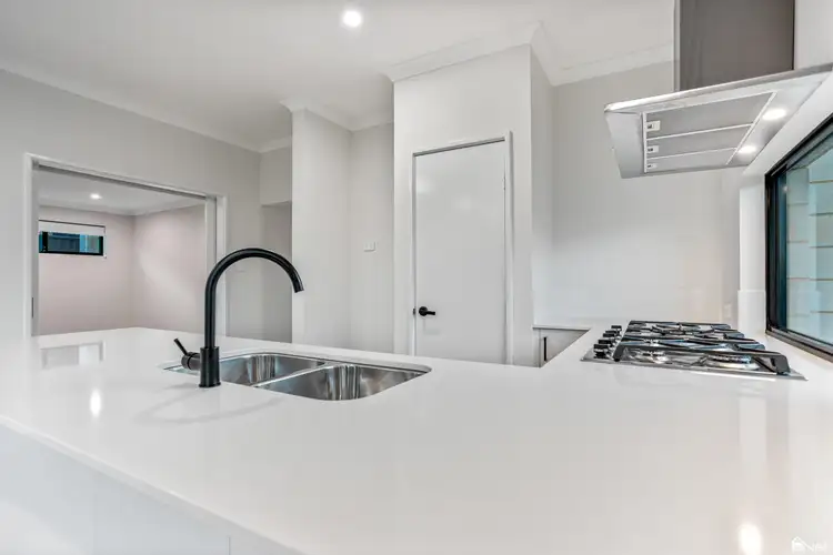 Fifth view of Homely house listing, 20 Georgia Way, Baldivis WA 6171