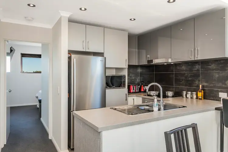 46/10 Pimlico Crescent, Wellard WA 6170