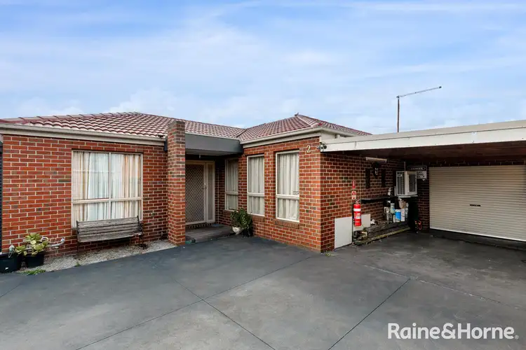 2/12 Montasell Avenue, Deer Park VIC 3023