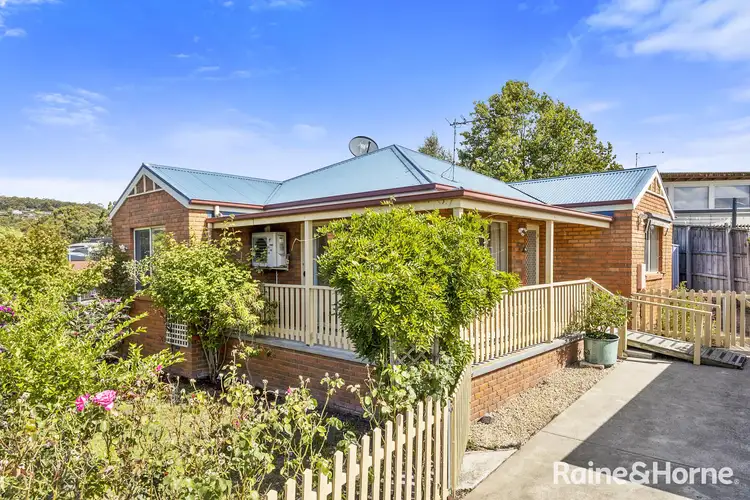 3/4 Freeman Street, Kingston TAS 7050