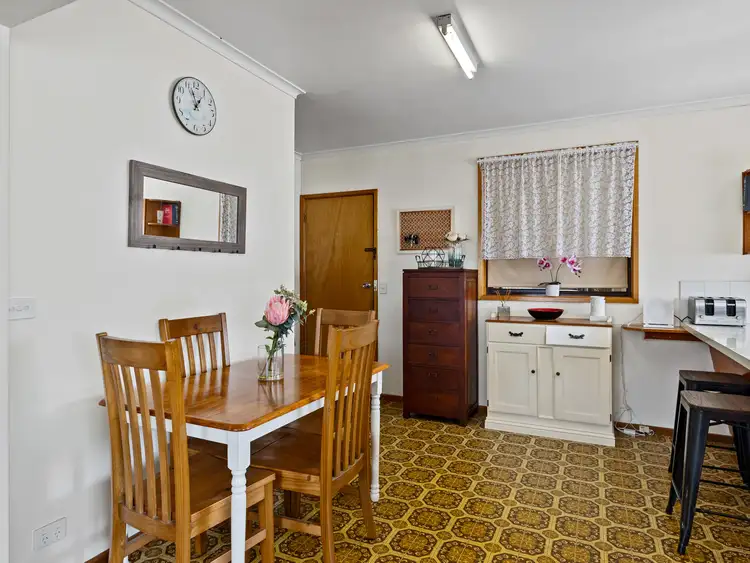 Fifth view of Homely house listing, 8 Lee Parade, Leongatha VIC 3953