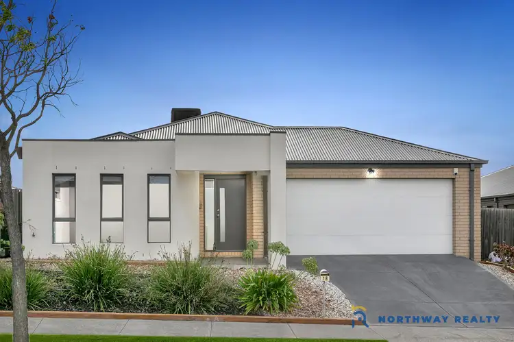 18 Leveque Loop, Craigieburn VIC 3064