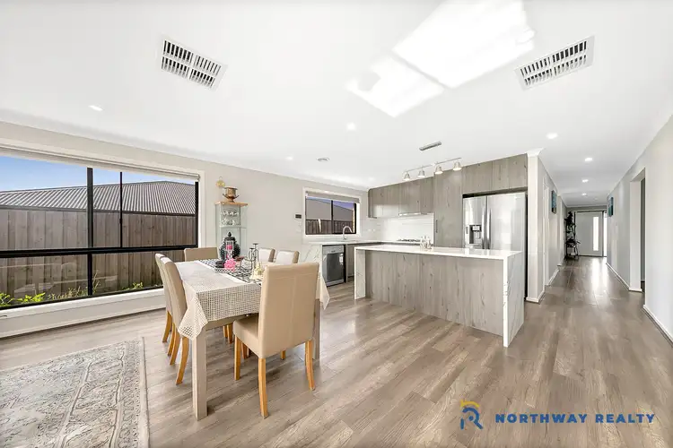 Sixth view of Homely house listing, 18 Leveque Loop, Craigieburn VIC 3064