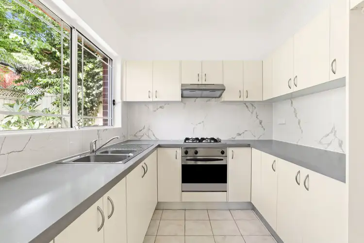 Third view of Homely villa listing, 6/150 Slade Road, Bardwell Park NSW 2207