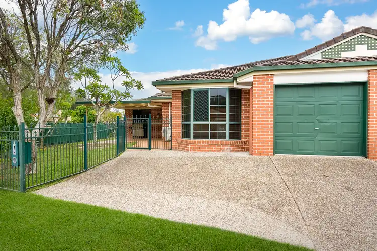 2/77 Cootharaba Drive, Helensvale QLD 4212